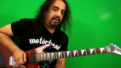 How to play Heavy Metal Guitar