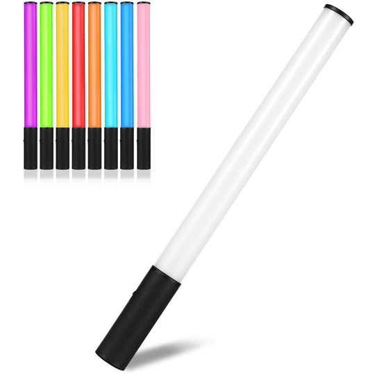 Andoer - W150RGB Handheld rgb Light Tube led Video Light Wand 2500K-9000K Dimmable 20 Lighting Scene Effects Built-in Battery for Vlog Live Streaming