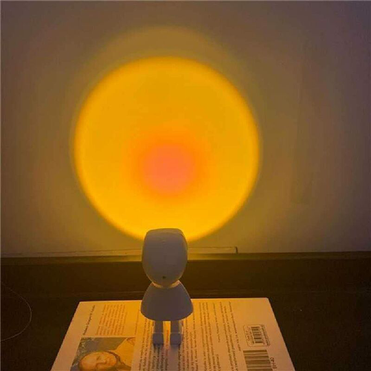 Aougo - Mini Astronaut Sunset Projection Lamp Compatible rgb led Night Light for Kids Home Living Room Bedroom Photography Selfie Live-Stream