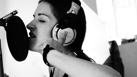 Go Pro as a Singer: Vocal Technique and Business Advice
