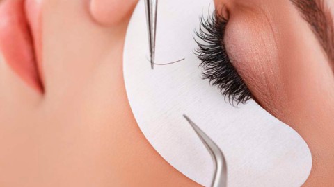 Classic Eyelash Extension Course