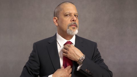 Master The Art of Body Language & Boost Your Confidence!