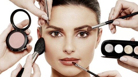 How To Be a Professional Make Up Artist